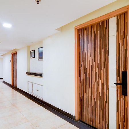 כלכותה Hotel Urban Asia מראה חיצוני תמונה