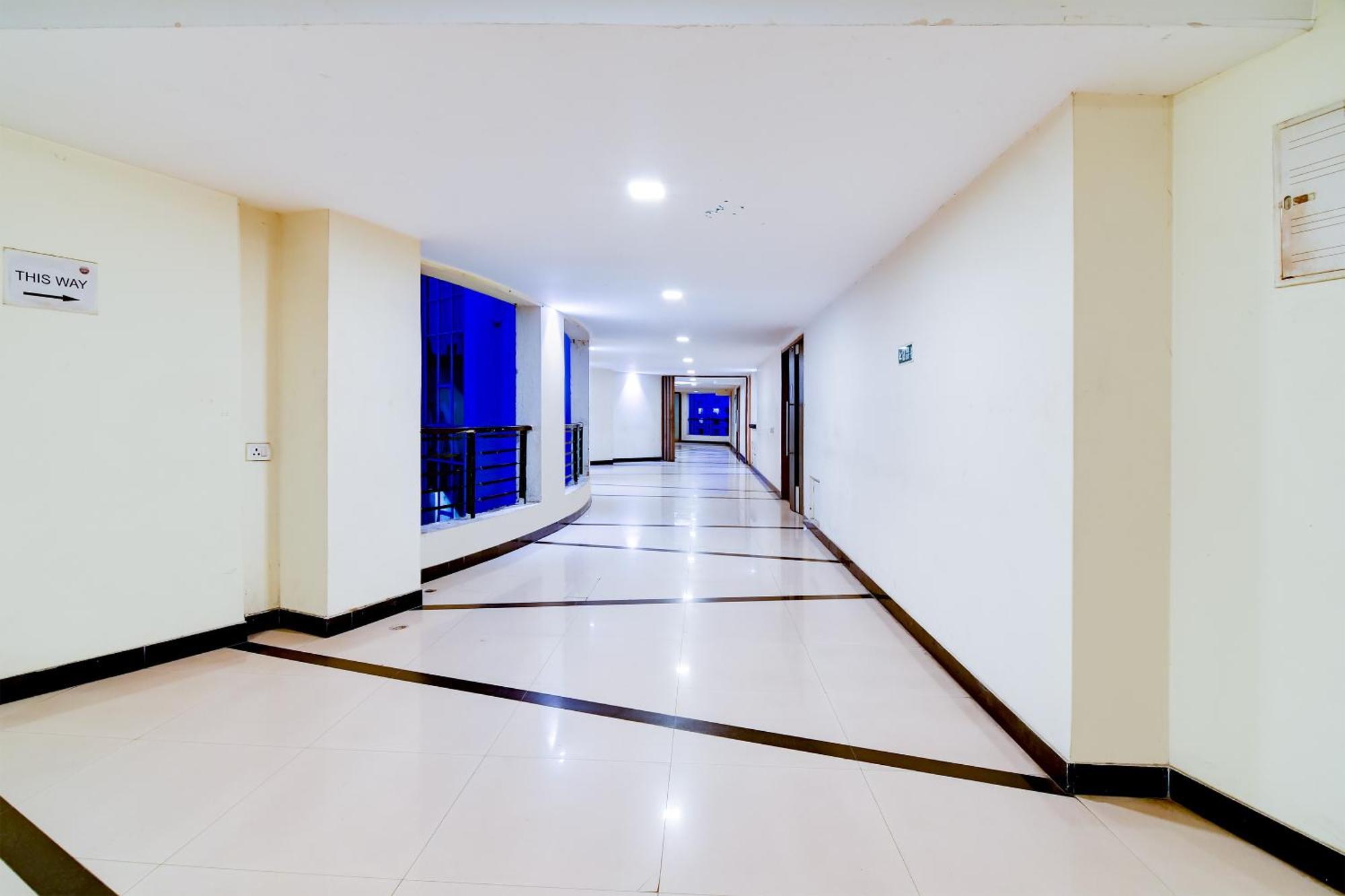 כלכותה Hotel Urban Asia מראה חיצוני תמונה